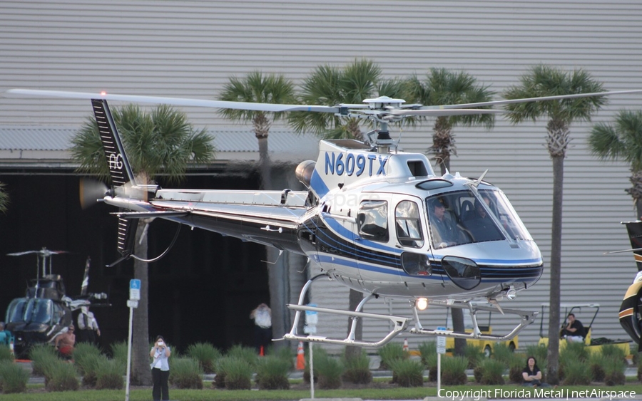(Private) Eurocopter AS350B2 Ecureuil (N609TX) | Photo 301098