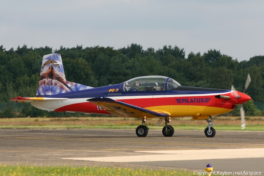 (Private) Pilatus PC-7 (N60LT) | Photo 563801