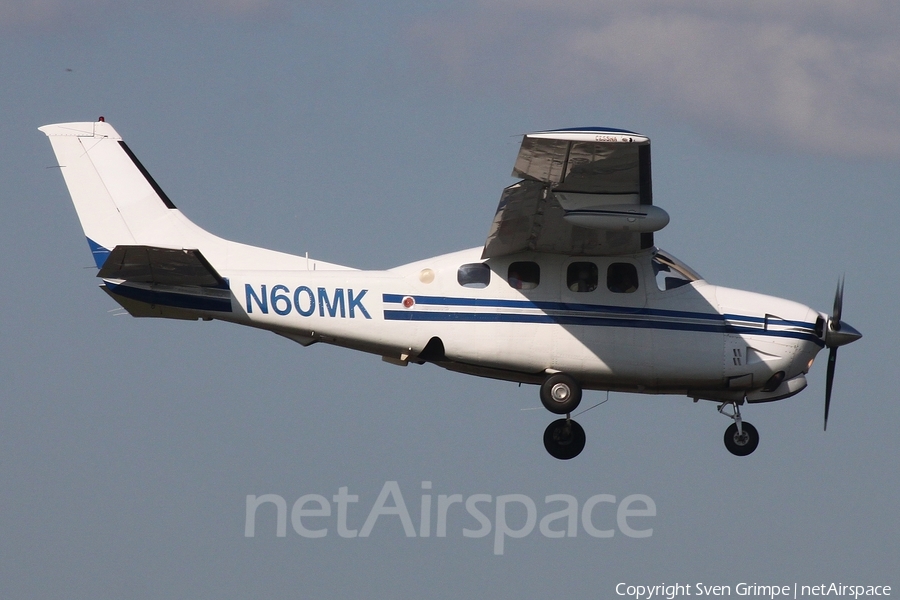 (Private) Cessna P210N Pressurized Centurion (N60MK) | Photo 451567