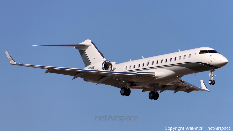 (Private) Bombardier BD-700-1A10 Global 6000 (N60TE) | Photo 498861