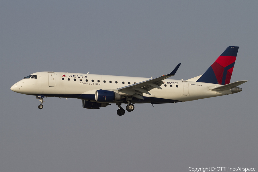 Delta Connection (Compass Airlines) Embraer ERJ-175LR (ERJ-170-200LR) (N610CZ) | Photo 385421
