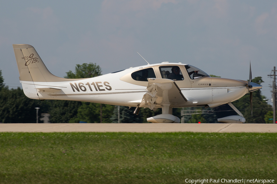 (Private) Cirrus SR22 G3 GTS (N611ES) | Photo 265129