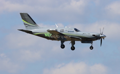 (Private) Piper PA-46-500TP M500 (N611GL) at  Orlando - Executive, United States