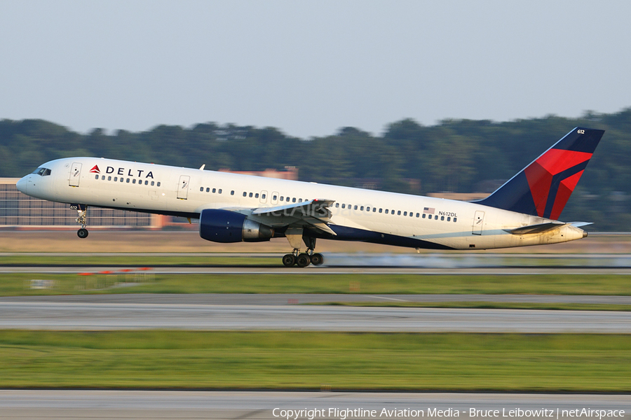 Delta Air Lines Boeing 757-232 (N612DL) | Photo 82741