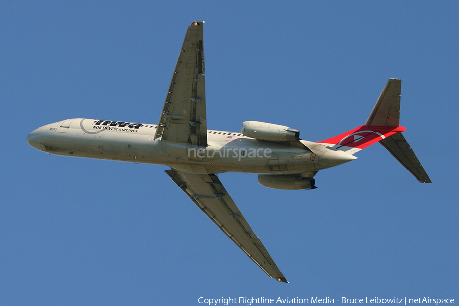 Northwest Airlines McDonnell Douglas DC-9-32 (N613NW) | Photo 178283