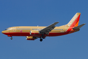 Southwest Airlines Boeing 737-3H4 (N613SW) at  Los Angeles - International, United States