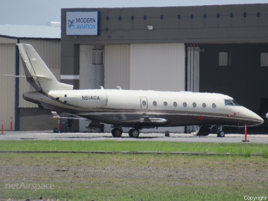 (Private) Gulfstream G200 (N614GA) | Photo 524162