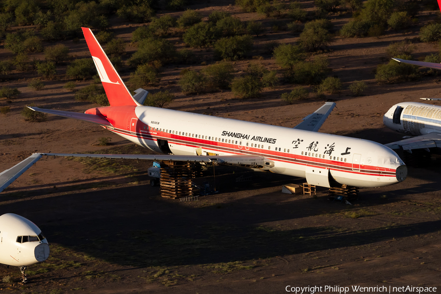 Shanghai Airlines Boeing 767-36D (N614KW) | Photo 611790