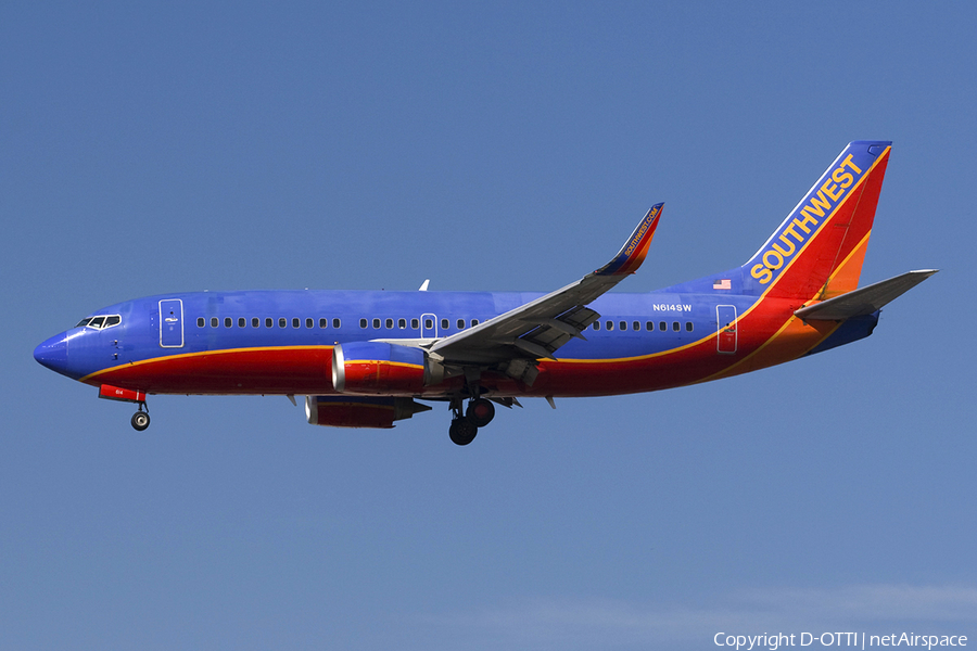 Southwest Airlines Boeing 737-3H4 (N614SW) | Photo 278896