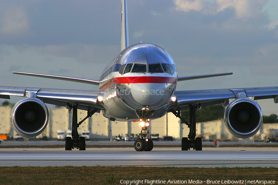 American Airlines Boeing 757-223 (N615AM) | Photo 84213