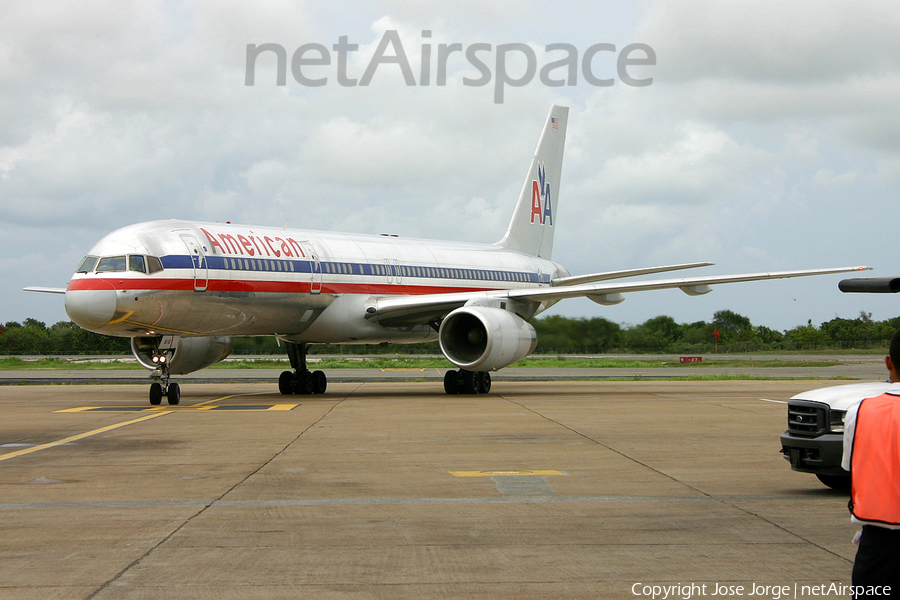 American Airlines Boeing 757-223 (N616AA) | Photo 437625