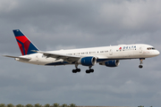 Delta Air Lines Boeing 757-232 (N616DL) at  Ft. Lauderdale - International, United States