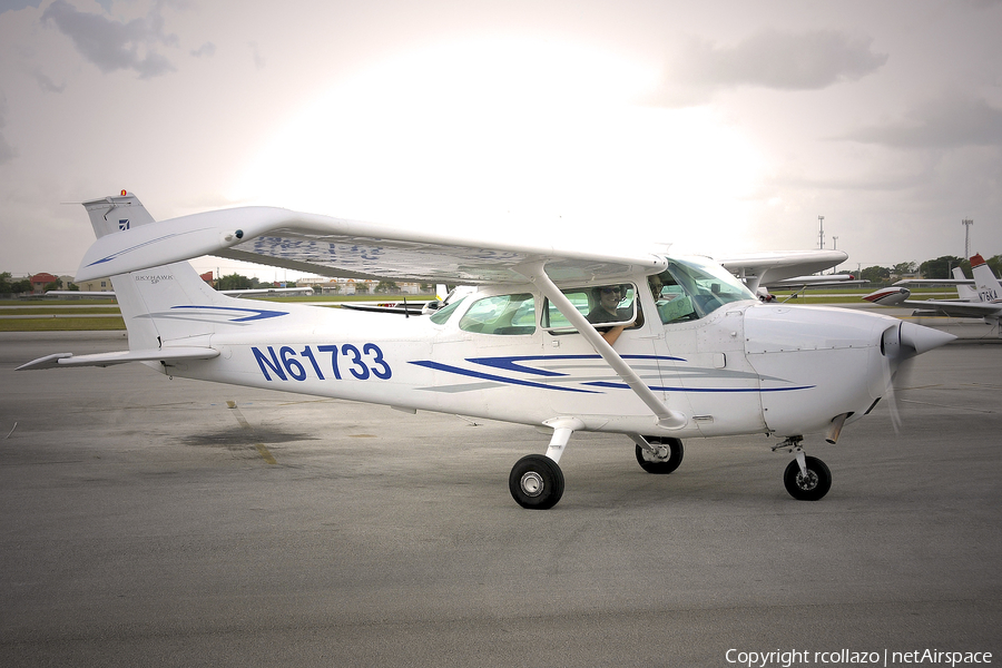 Pan Air Flying Club Cessna 172M Skyhawk (N61733) | Photo 11628