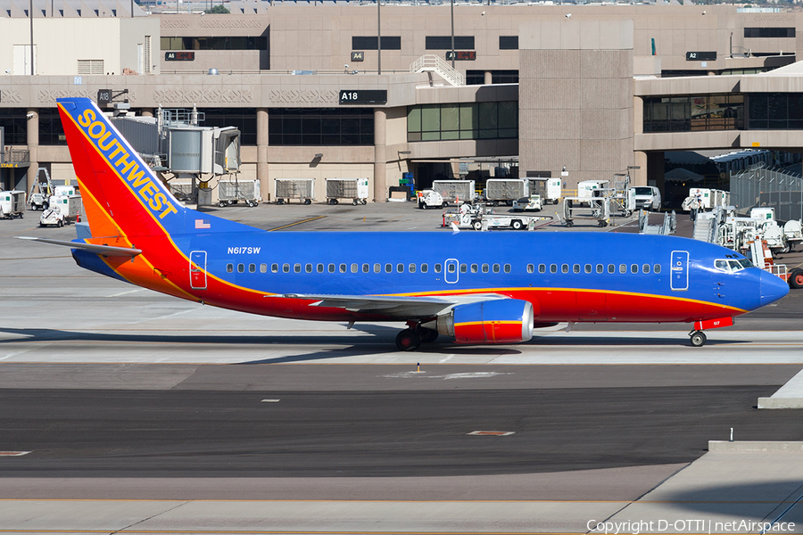 Southwest Airlines Boeing 737-3H4 (N617SW) | Photo 188005