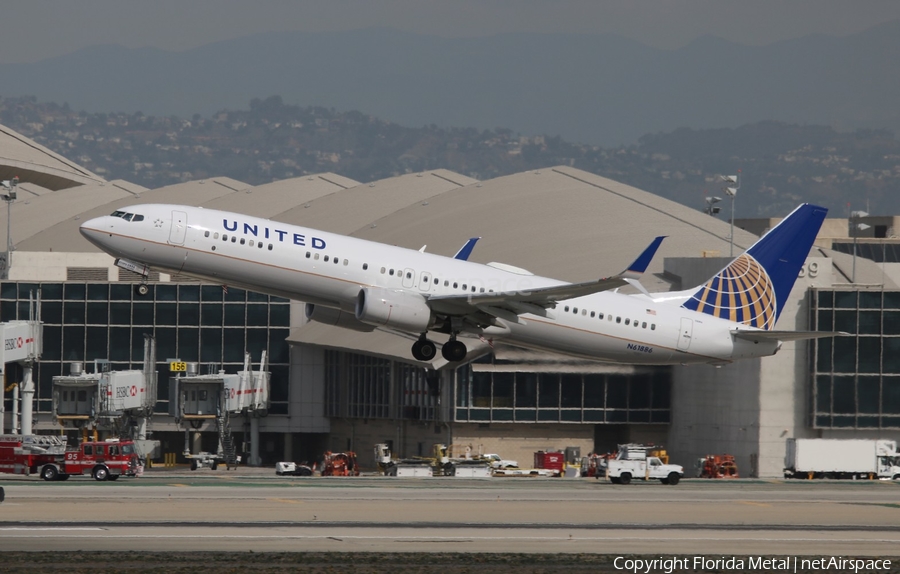 United Airlines Boeing 737-924(ER) (N61886) | Photo 405423