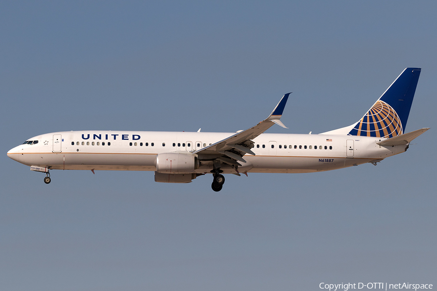 United Airlines Boeing 737-924(ER) (N61887) | Photo 201763