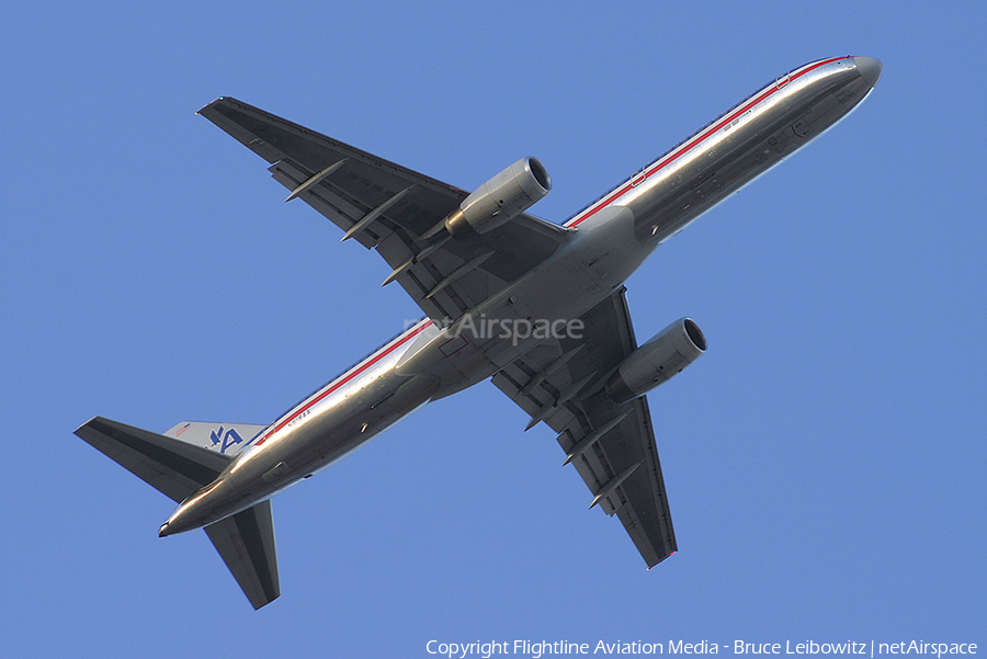American Airlines Boeing 757-223 (N618AA) | Photo 84212