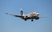 Alaska Airlines Boeing 737-790 (N618AS) at  Los Angeles - International, United States