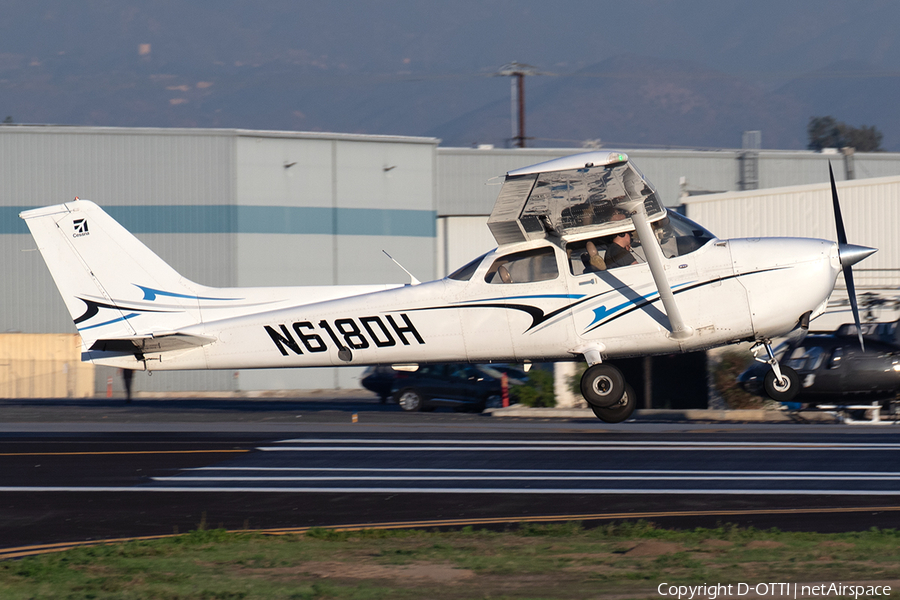 Corsair Aviation Cessna 172S Skyhawk SP (N618DH) | Photo 563397