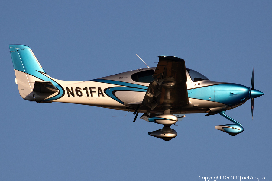 (Private) Cirrus SR22T GTS (N61FA) | Photo 363401