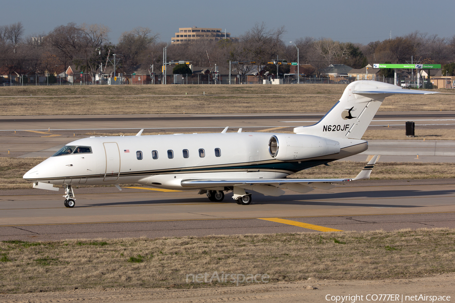 (Private) Bombardier BD-100-1A10 Challenger 300 (N620JF) | Photo 21225