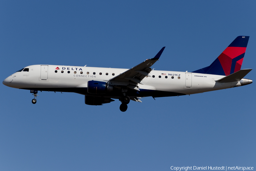 Delta Connection (Compass Airlines) Embraer ERJ-175LR (ERJ-170-200LR) (N621CZ) | Photo 448550