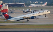 Delta Air Lines Boeing 757-232 (N623DL) at  Atlanta - Hartsfield-Jackson International, United States