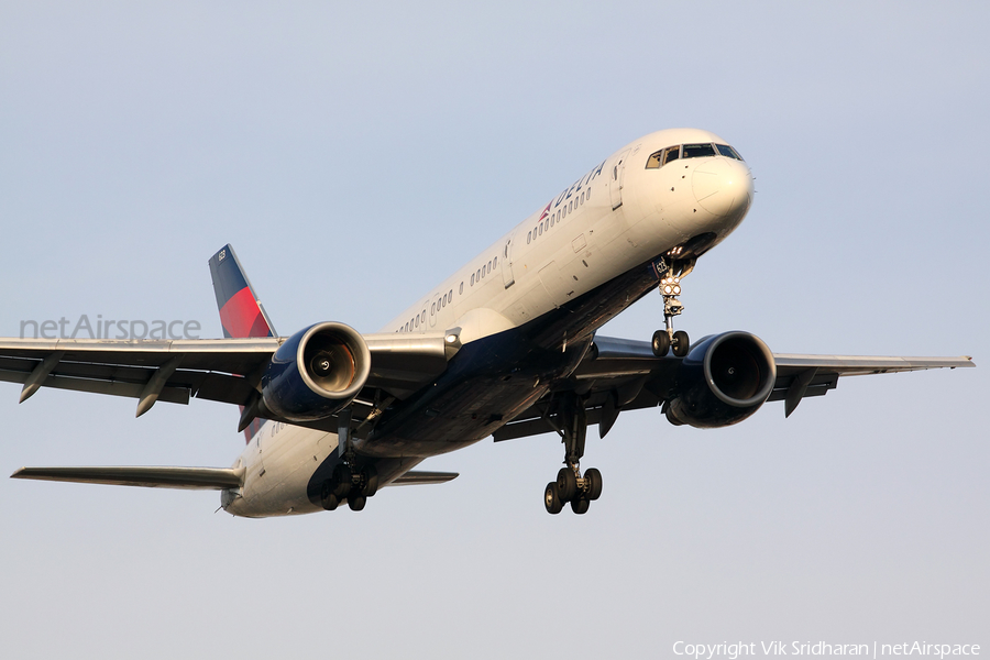 Delta Air Lines Boeing 757-232 (N623DL) | Photo 8346