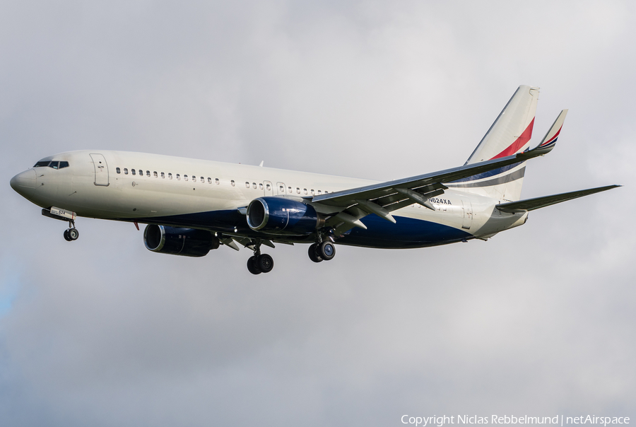 SmartWings (Swift Air) Boeing 737-86J (N624XA) | Photo 323995