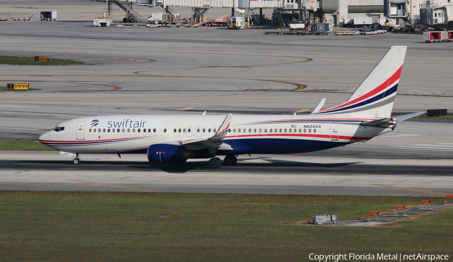 Swift Air Boeing 737-86J (N624XA) | Photo 614992