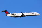 Delta Connection (SkyWest Airlines) Bombardier CRJ-701ER (N625CA) at  Houston - George Bush Intercontinental, United States