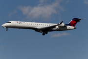 Delta Connection (SkyWest Airlines) Bombardier CRJ-701ER (N625CA) at  Los Angeles - International, United States