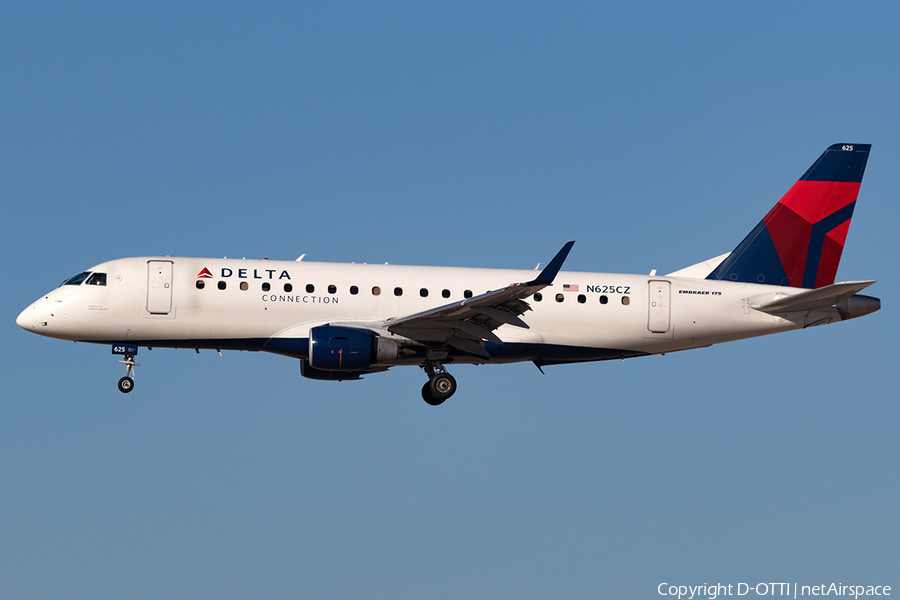 Delta Connection (Compass Airlines) Embraer ERJ-175LR (ERJ-170-200LR) (N625CZ) | Photo 141822