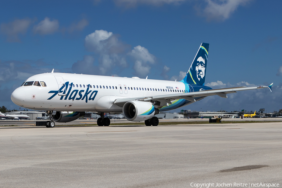 Alaska Airlines Airbus A320-214 (N625VA) | Photo 248803