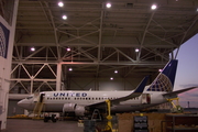 United Airlines Boeing 737-524 (N62631) at  Orlando - International (McCoy), United States