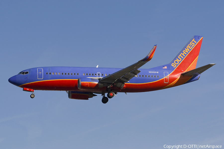 Southwest Airlines Boeing 737-3H4 (N626SW) | Photo 279704