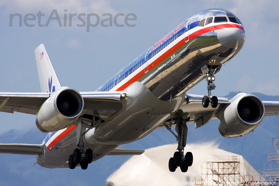 American Airlines Boeing 757-223 (N627AA) | Photo 11595
