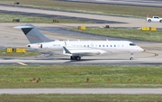 Algonquin Aviation Bombardier BD-700-1A11 Global 5000 (N627JW) at  Tampa - International, United States