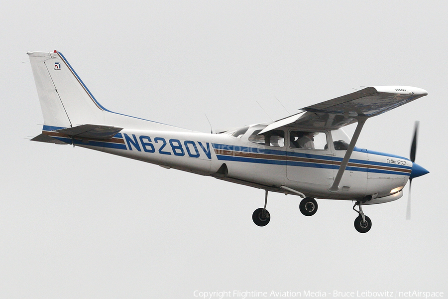 (Private) Cessna 172RG Cutlass (N6280V) | Photo 158297