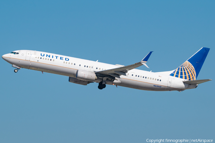 United Airlines Boeing 737-924(ER) (N62849) | Photo 598076