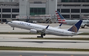 United Airlines Boeing 737-924(ER) (N62883) at  Miami - International, United States