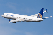 United Airlines Boeing 737-924(ER) (N62884) at  Newark - Liberty International, United States