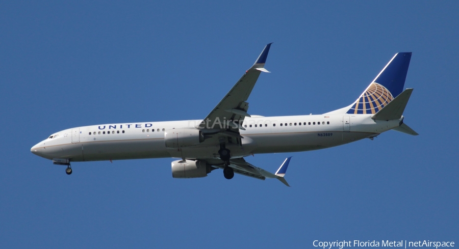 United Airlines Boeing 737-924(ER) (N62889) | Photo 311338