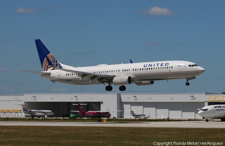 United Airlines Boeing 737-924(ER) (N62894) | Photo 405438