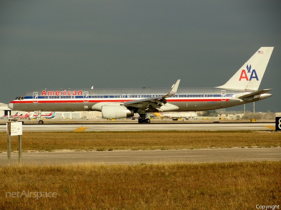American Airlines Boeing 757-223 (N628AA) | Photo 19773