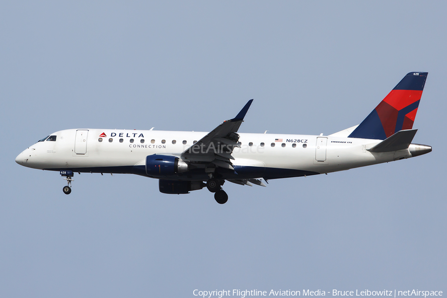 Delta Connection (Compass Airlines) Embraer ERJ-175LR (ERJ-170-200LR) (N628CZ) | Photo 100451