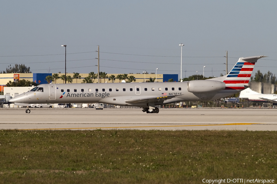 American Eagle Embraer ERJ-145LR (N629AE) | Photo 430237