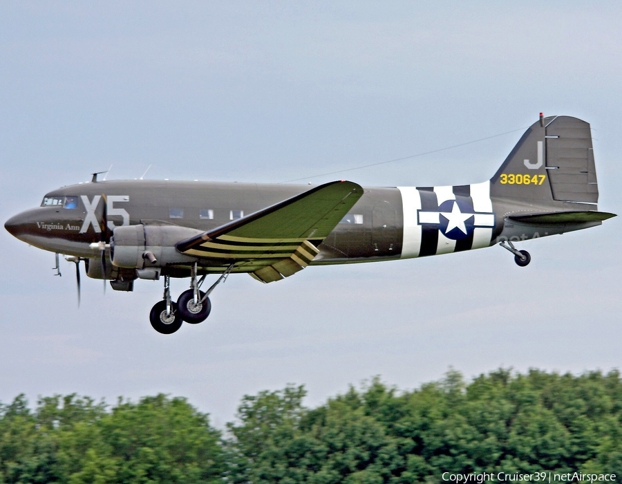 (Private) Douglas C-47A Skytrain (N62CC) | Photo 363868