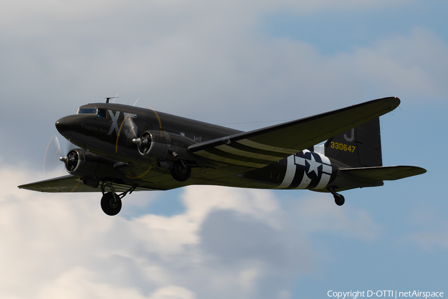 (Private) Douglas C-47A Skytrain (N62CC) | Photo 328406