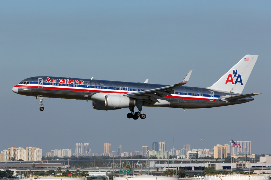 American Airlines Boeing 757-223 (N630AA) | Photo 13904